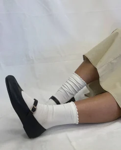 Scalloped Tabi Socks (White)