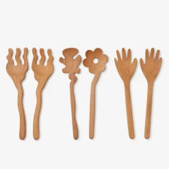 Serving Friends (Flowers)