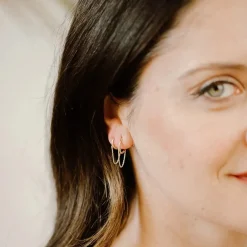 Solid Gold Dangle Chain Huggie (Single)