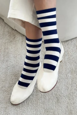 Wally Sock Stripe Wide (Navy Stripe)